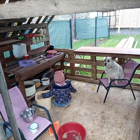 Szalas W Gorach Izerskich, Blisko Swieradow Zdroj I Zamek Czocha, Agroturystyka, Ogrzewanie, Klimatyzacja , Plac Zabaw, Ognisko Z Rusztem I Kijkami, Zywe Zwierzeta, Latem Basen 럭셔리텐트 *