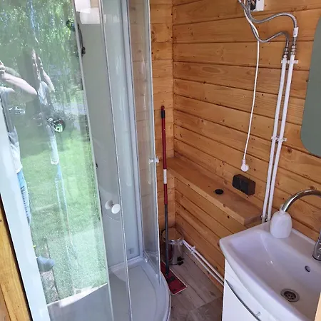 Szalas W Gorach Izerskich, Blisko Swieradow Zdroj I Zamek Czocha, Agroturystyka, Ogrzewanie, Klimatyzacja , Plac Zabaw, Ognisko Z Rusztem I Kijkami, Zywe Zwierzeta, Latem Basen * Mirsk