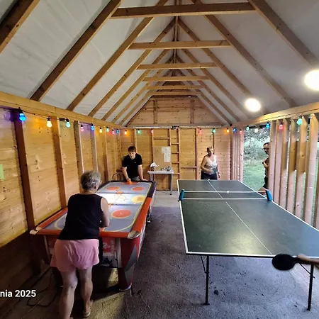 Szalas Z Jacuzzi, Blisko Swieradow Zdroj I Zamek Czocha Glamping *